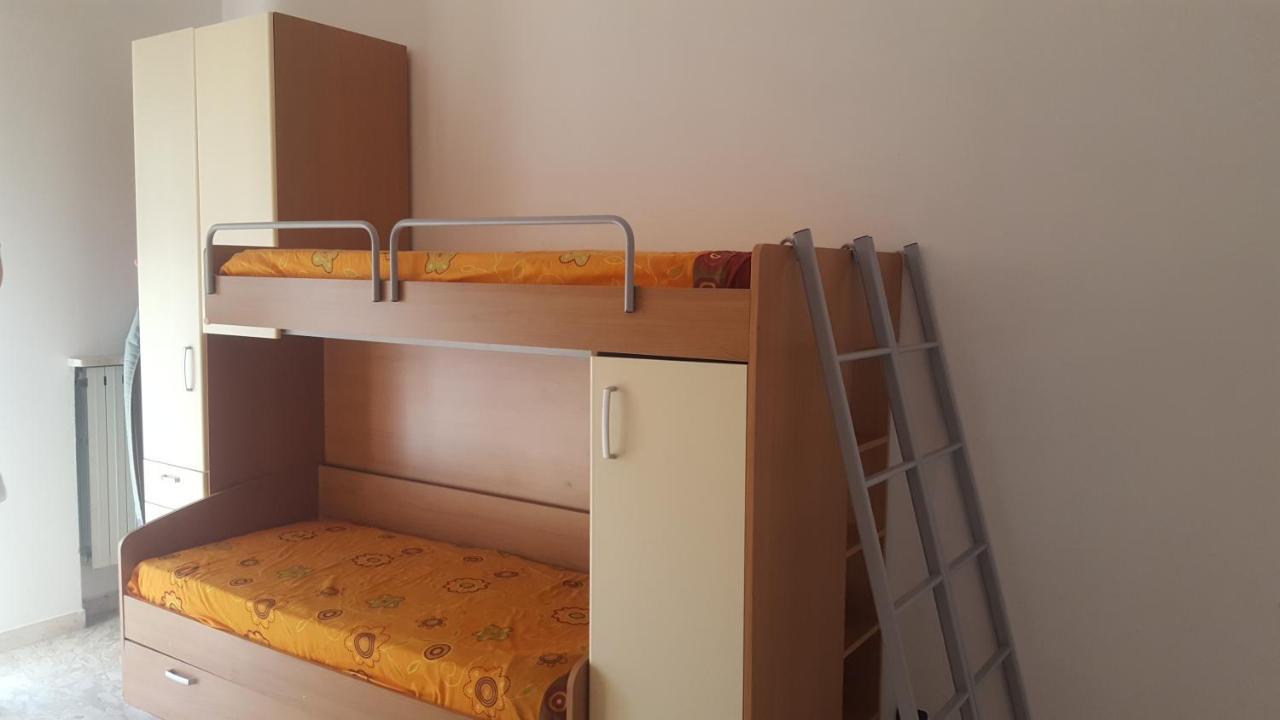Albenga Sul Mare Famiglie Ed Amici Fino 10 Posti Apartman Kültér fotó