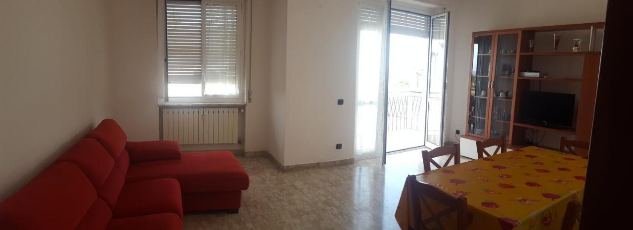 Albenga Sul Mare Famiglie Ed Amici Fino 10 Posti Apartman Kültér fotó